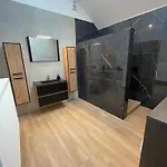 Le *