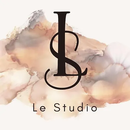 Le *